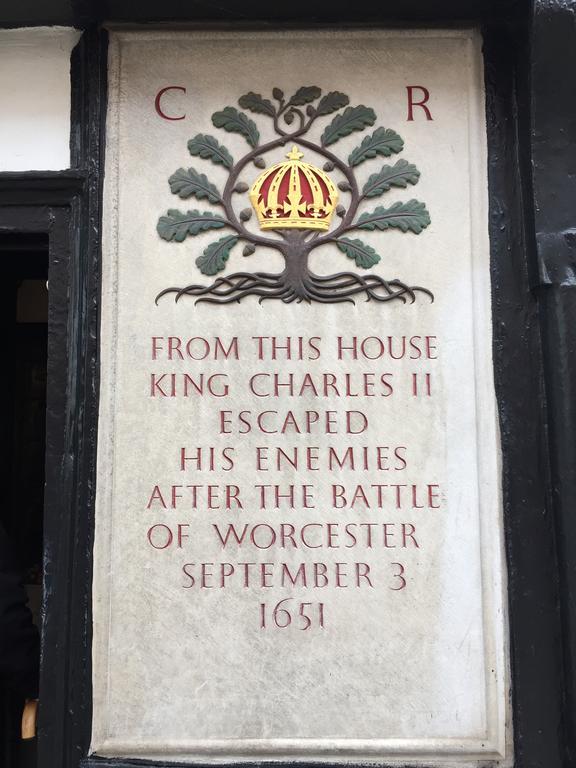 The Abberley Apartment - Stay Worcestershire エクステリア 写真