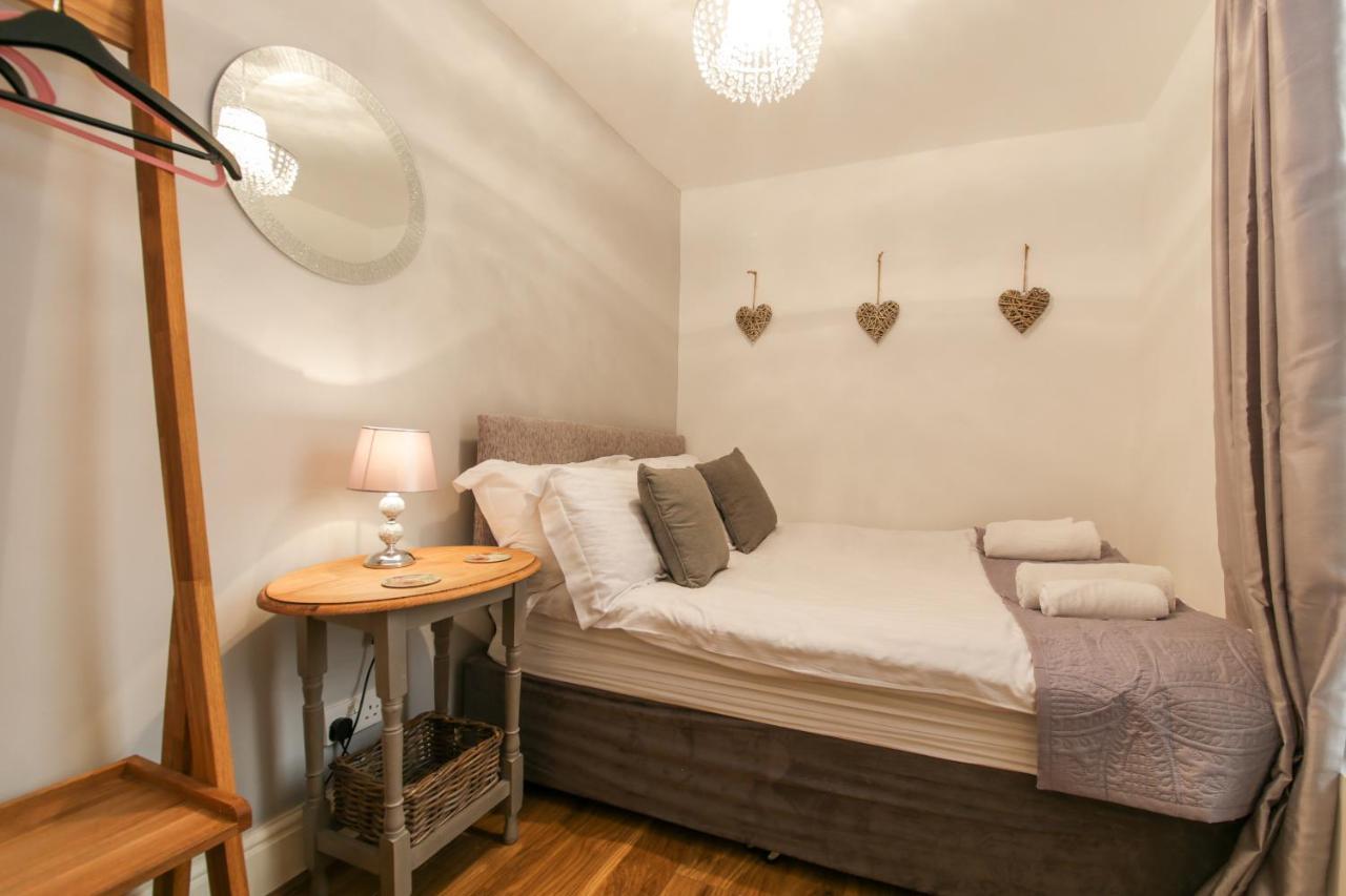 The Abberley Apartment - Stay Worcestershire エクステリア 写真